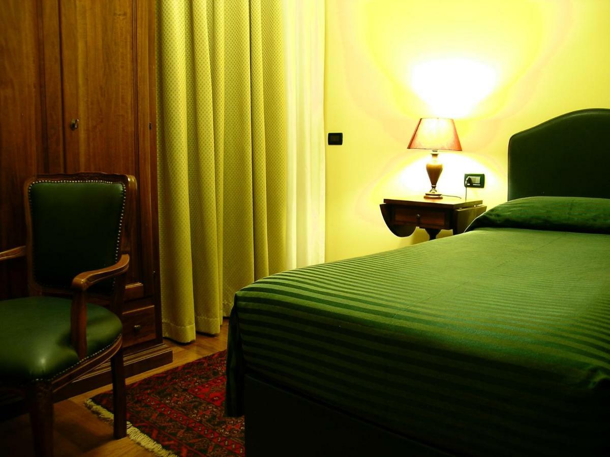 Relax Style House Central Rooms ペスカーラ エクステリア 写真